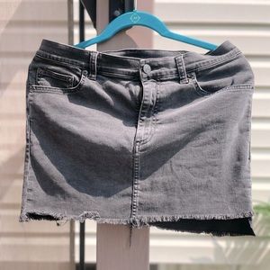 Black denim mini skirt size ML